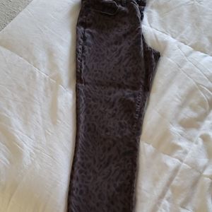 Pants leppard print